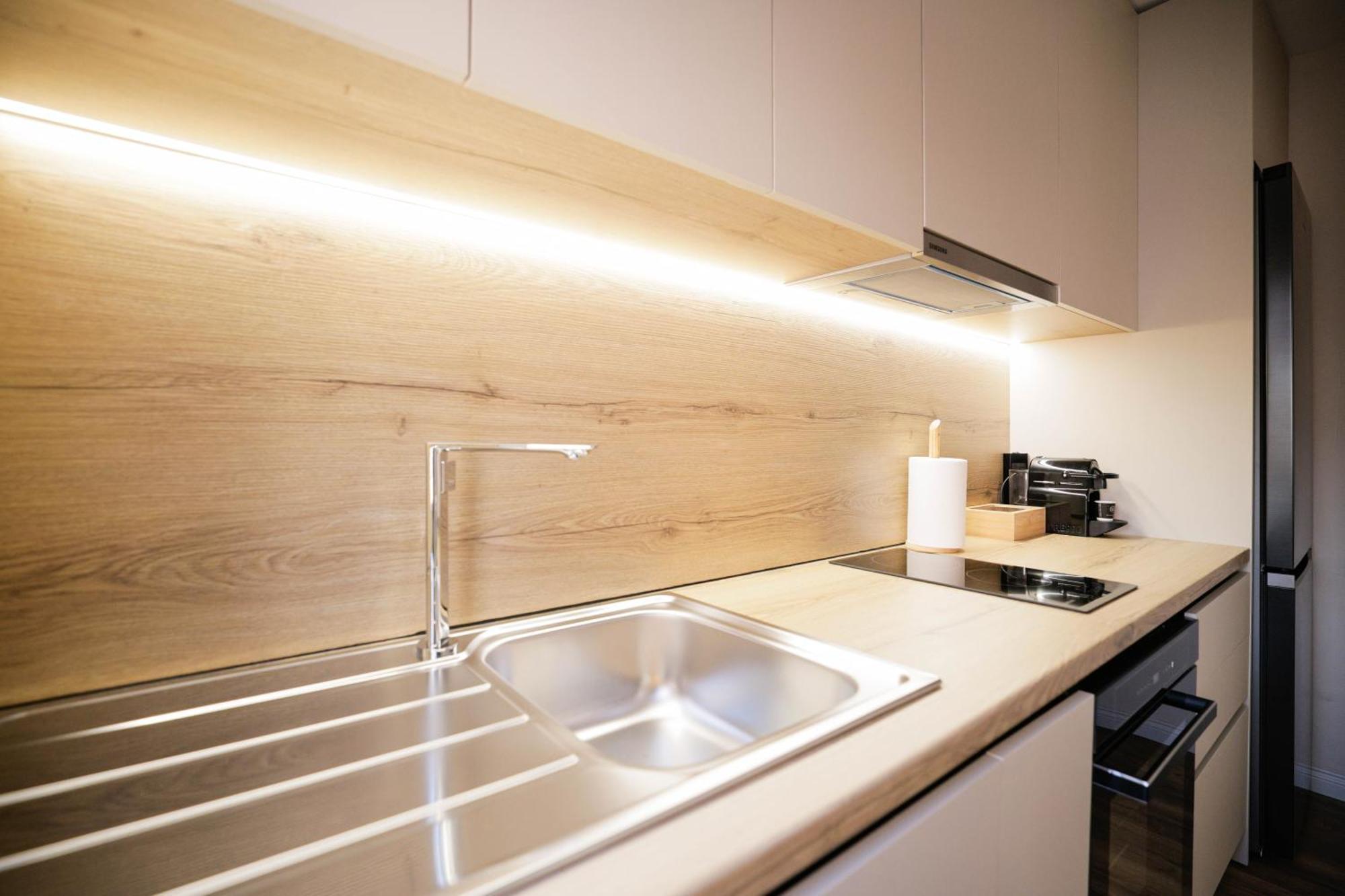 Urban Deluxe Apartment